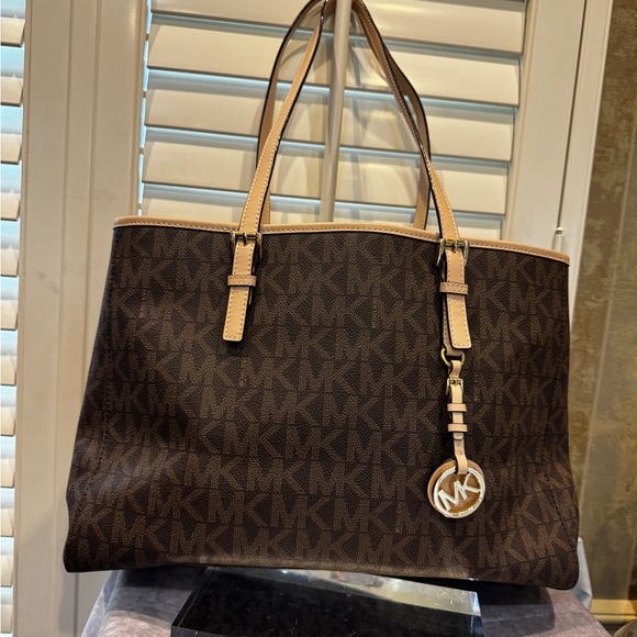 Michael Kors Brown and Tan Signature Tote‎ NEW - Picture 1 of 15